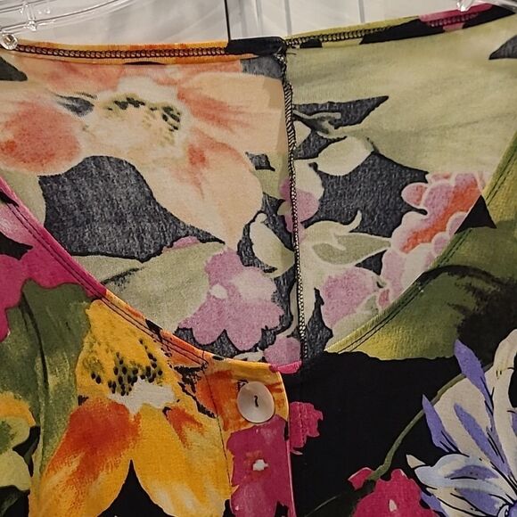 Home tailored floral top - Picture 2 of 10